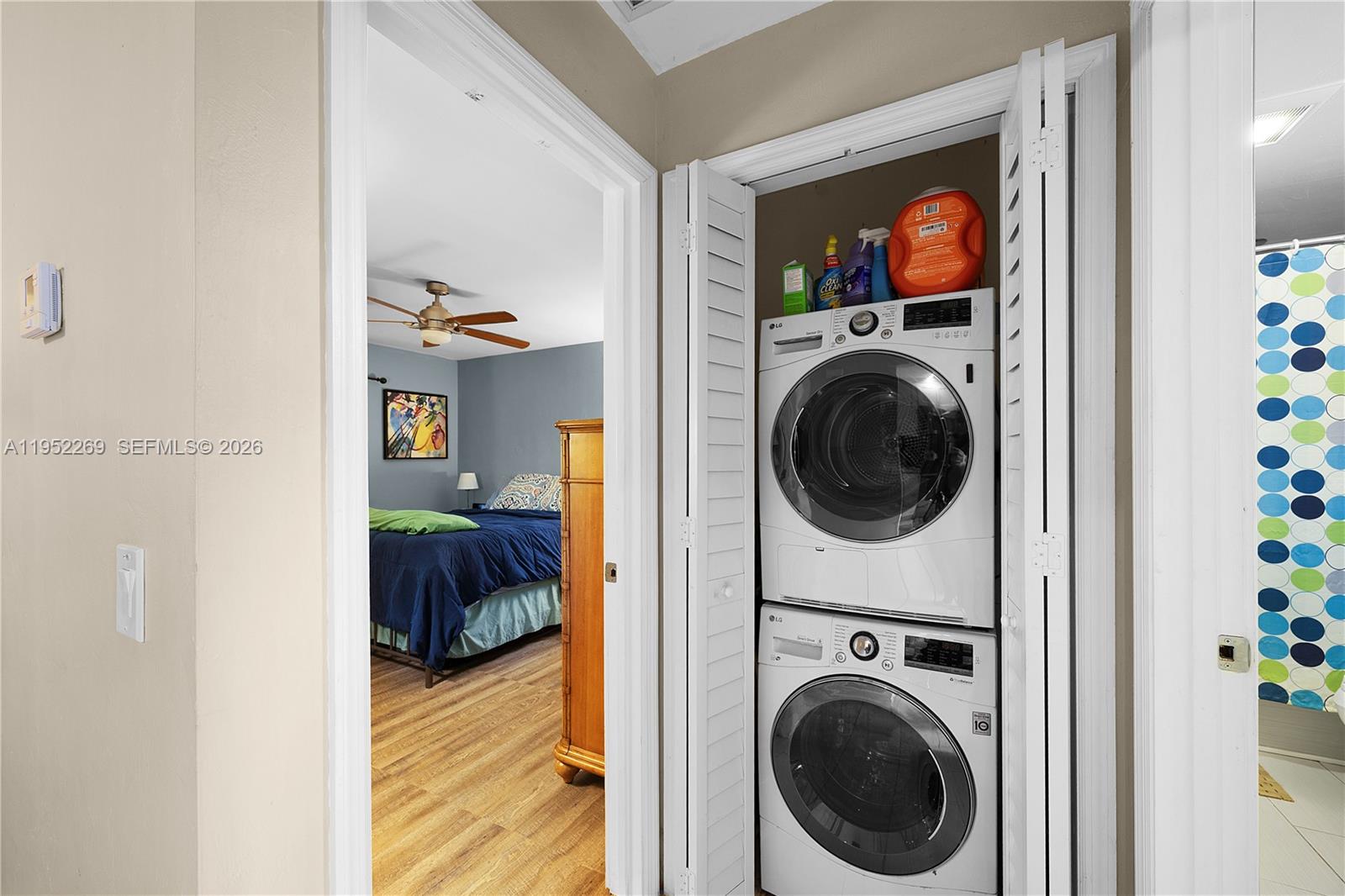 BOCA CIEGA VILLAGE - Residential