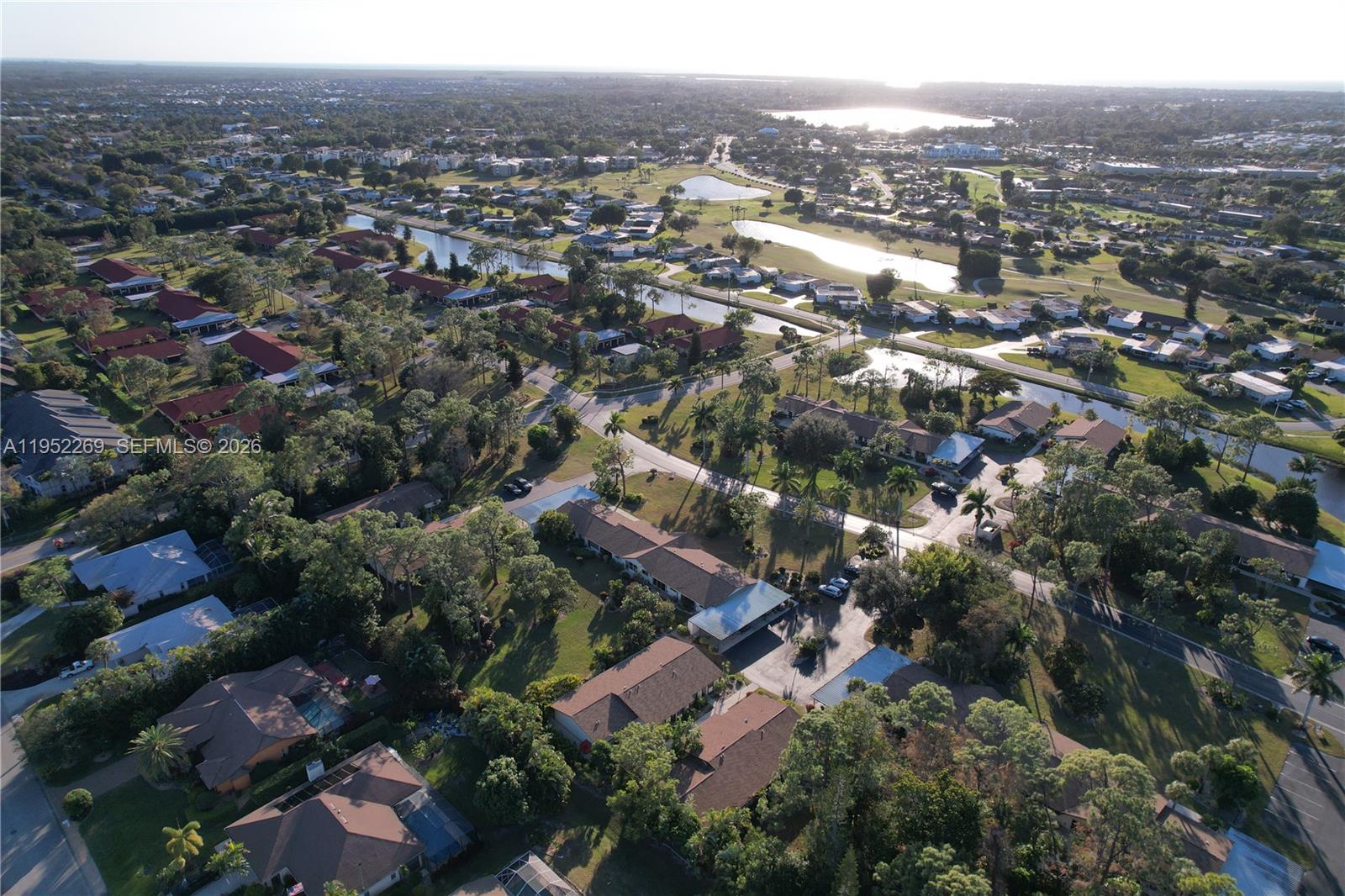 BOCA CIEGA VILLAGE - Residential