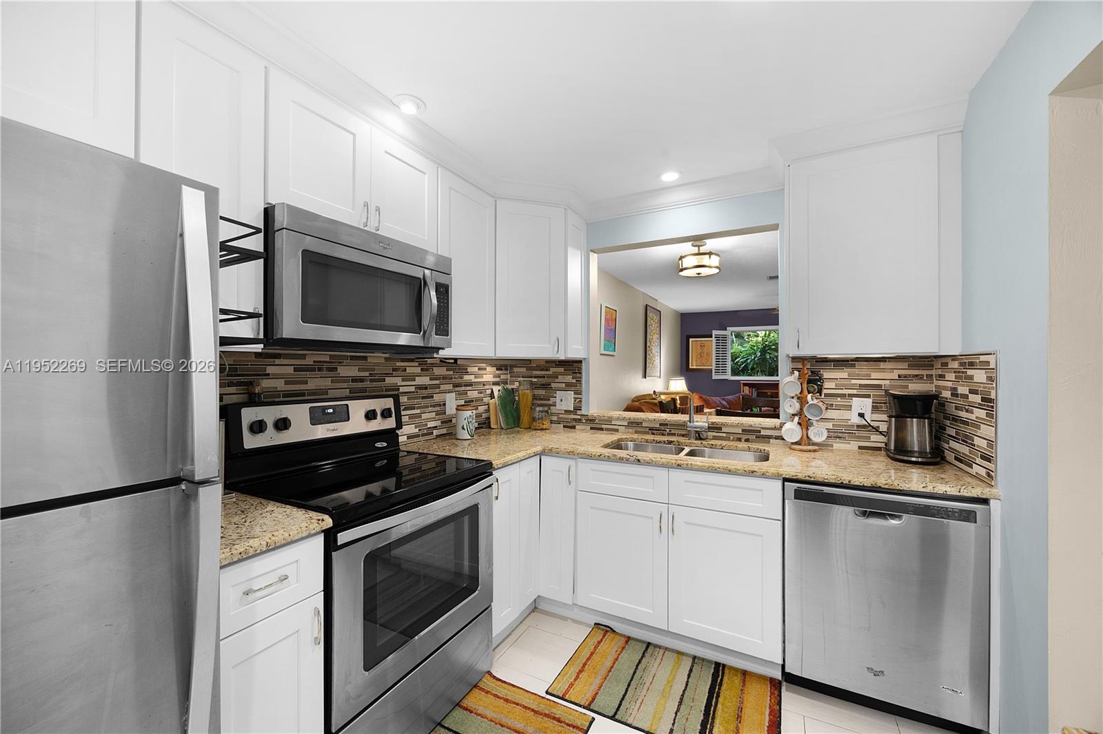 BOCA CIEGA VILLAGE - Residential