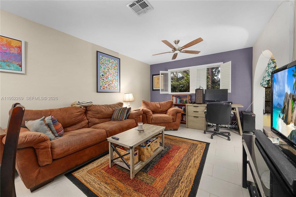 Photo of 1031 pine isle Ln #1031, Naples, FL 34112 (MLS # A11952269)