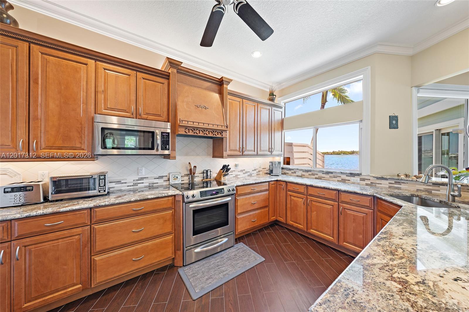 Scrimshaw On The Bay - Residential