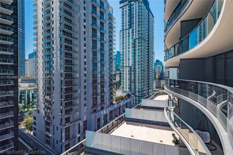 1000 Brickell Plz 2009 Miami FL 33131