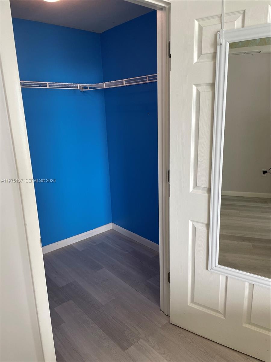 VIZCAYNE SOUTH CONDO - Residential Lease