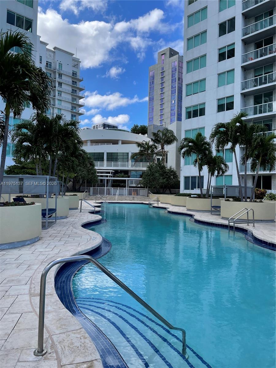 VIZCAYNE SOUTH CONDO - Residential Lease