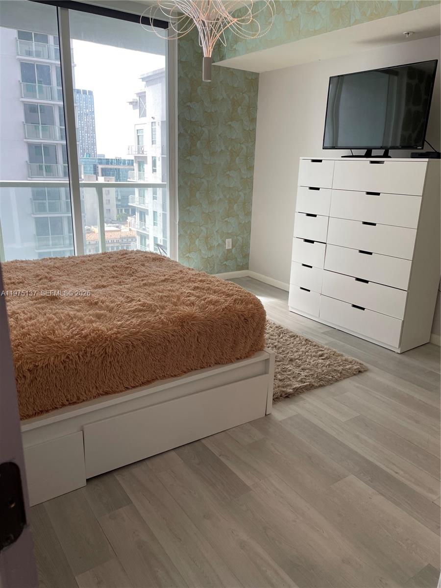 VIZCAYNE SOUTH CONDO - Residential Lease