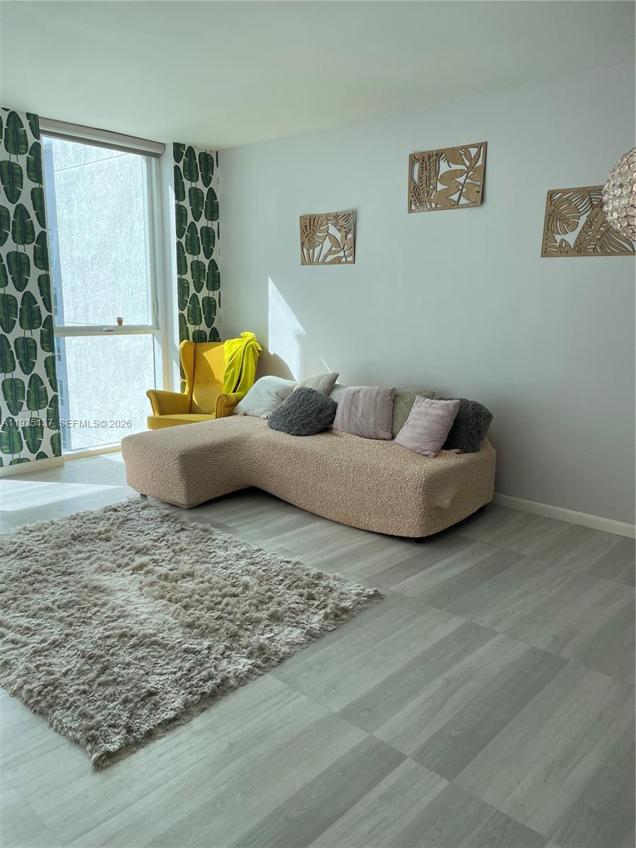 VIZCAYNE SOUTH CONDO - Residential Lease