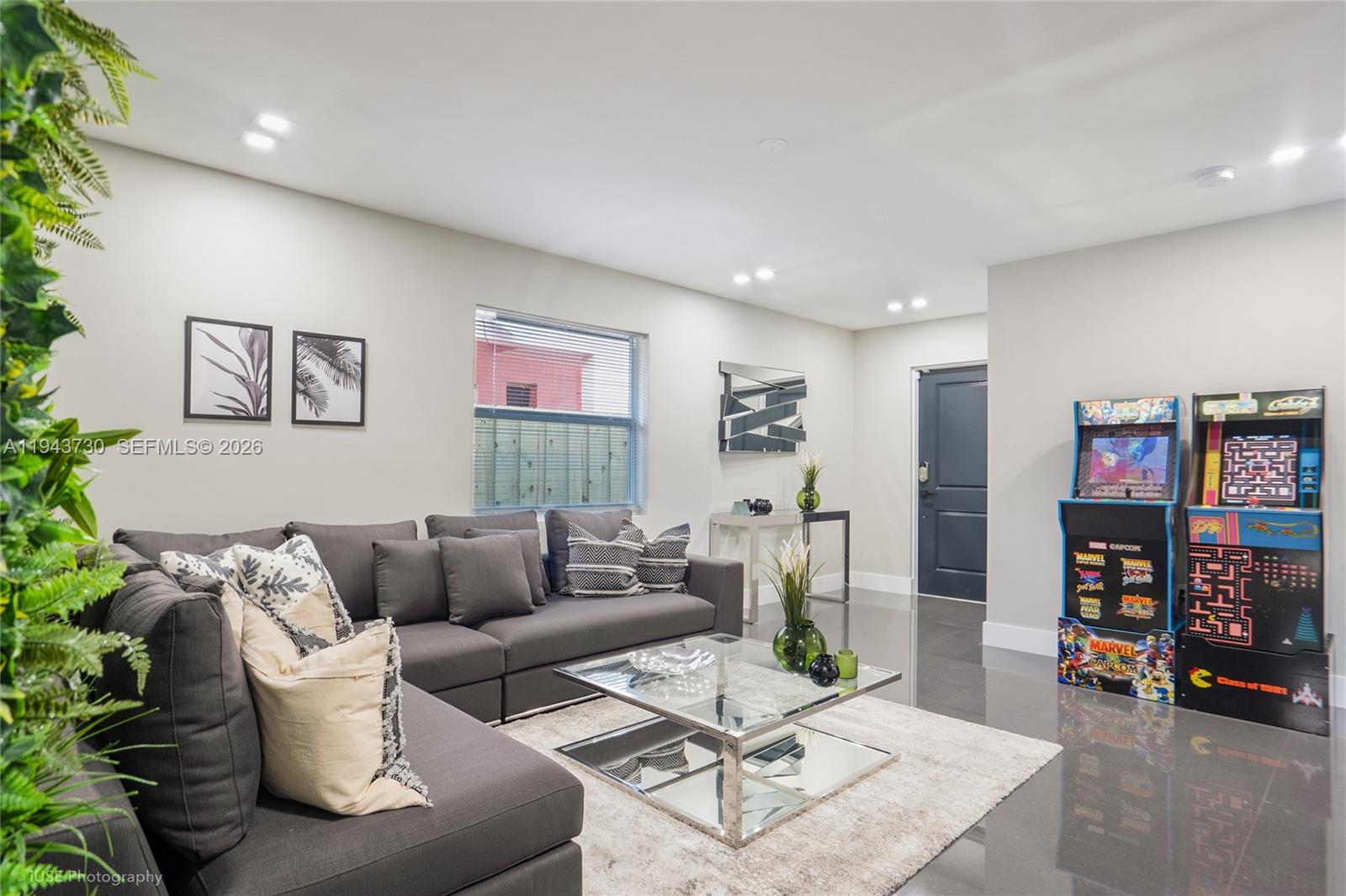 CRESTWOOD - Residential Lease