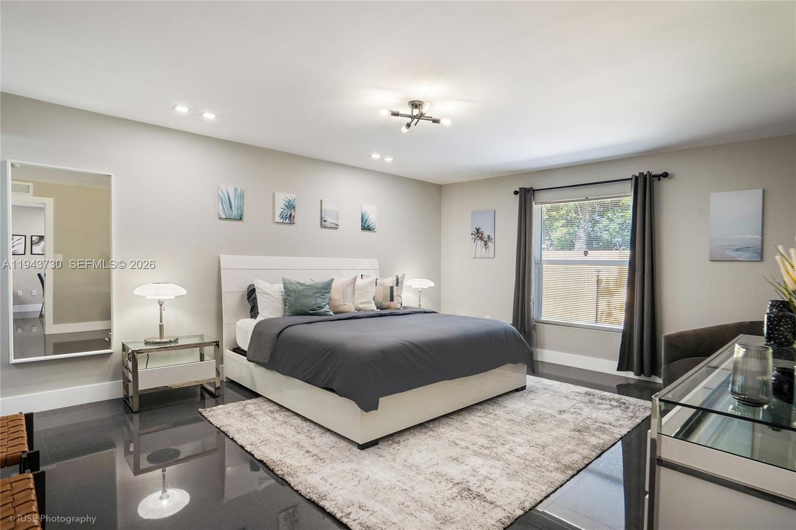 CRESTWOOD - Residential Lease