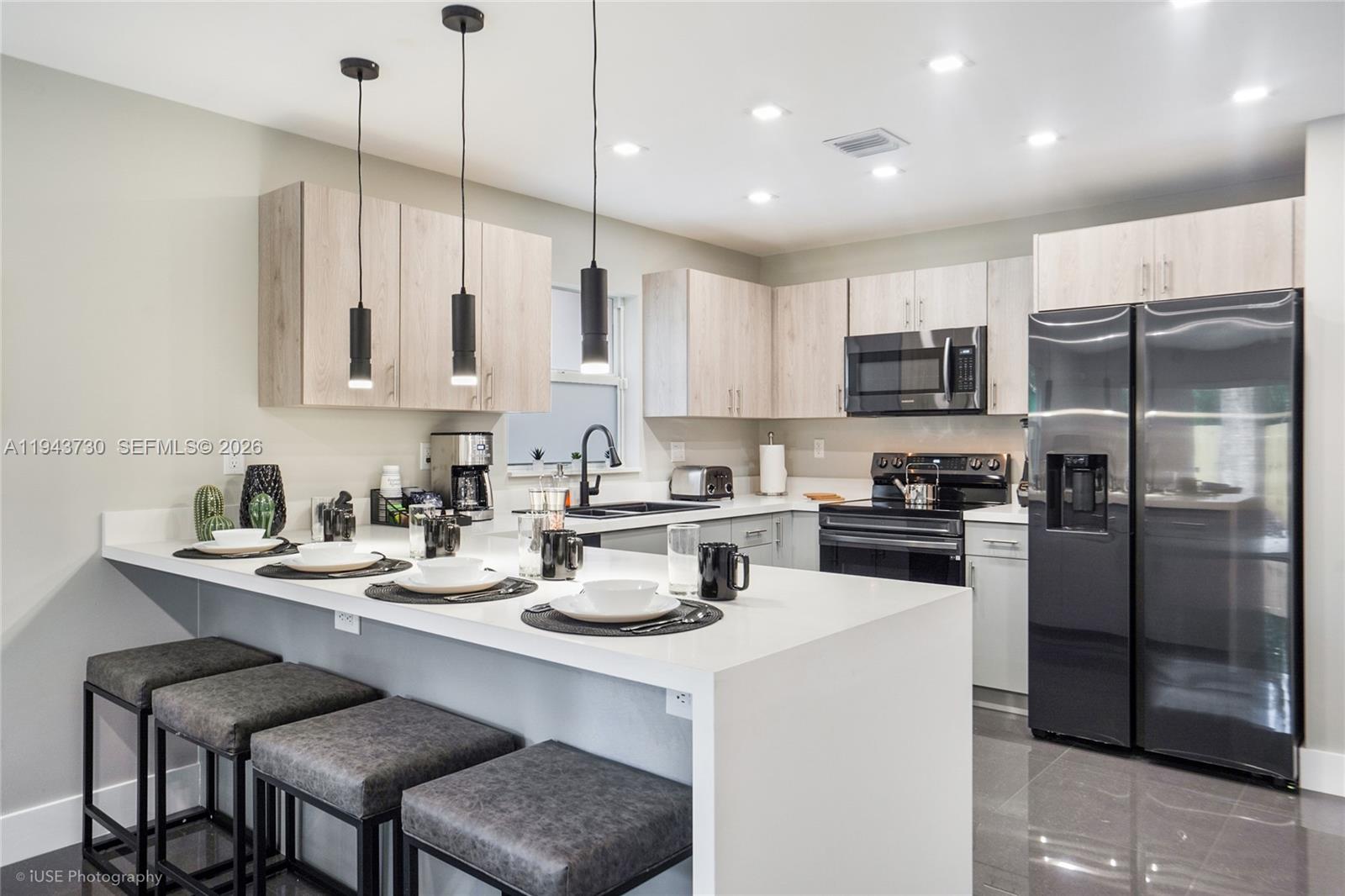 CRESTWOOD - Residential Lease