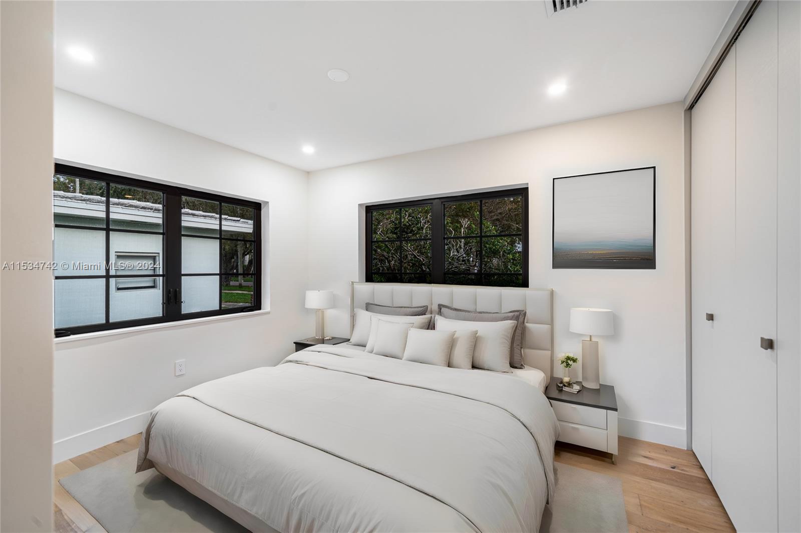 CORAL GABLE COUNTRY CLUB - Residential