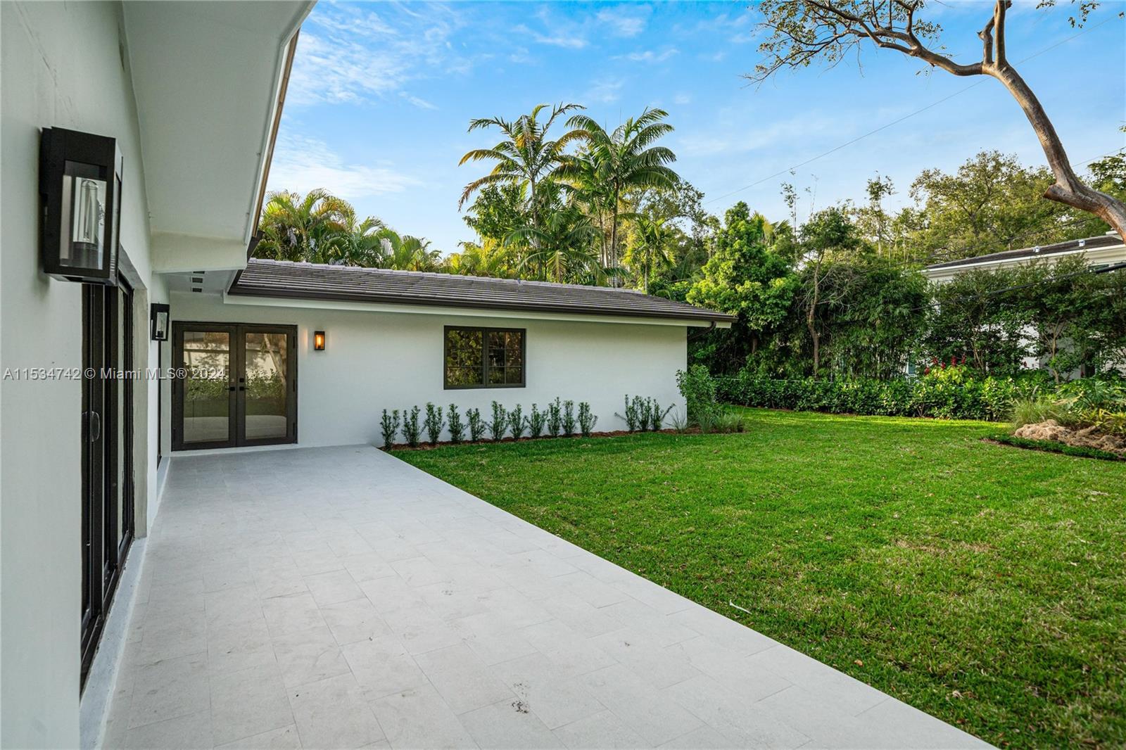 CORAL GABLE COUNTRY CLUB - Residential