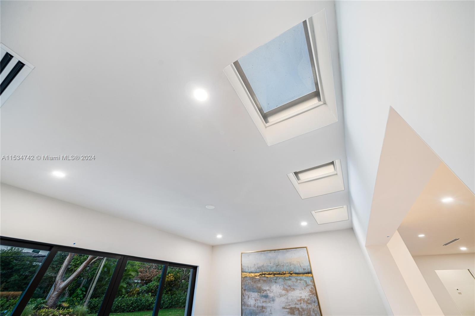 CORAL GABLE COUNTRY CLUB - Residential