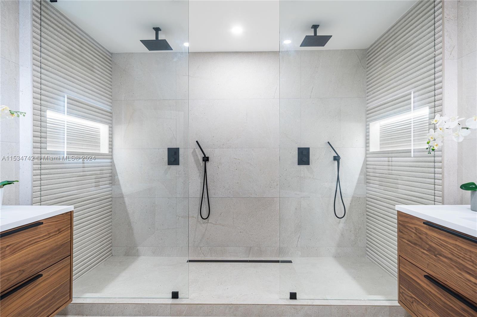 CORAL GABLE COUNTRY CLUB - Residential