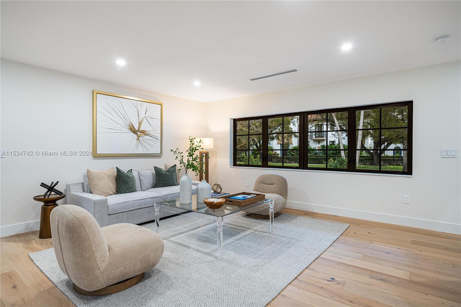 CORAL GABLE COUNTRY CLUB - Residential