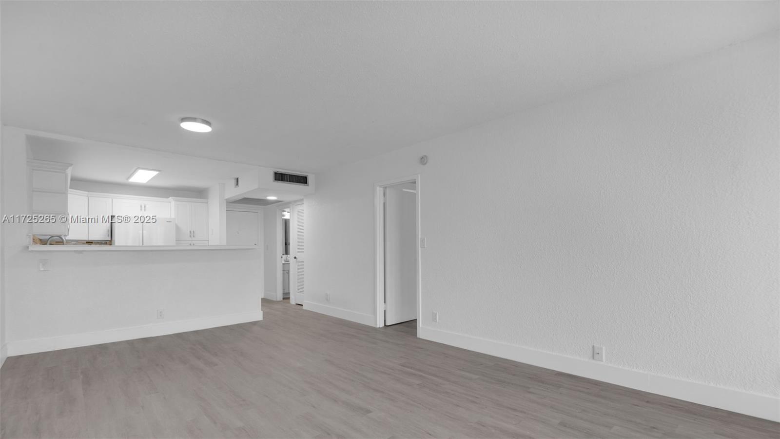 PARKER PLAZA CONDO ESTATE - Residential