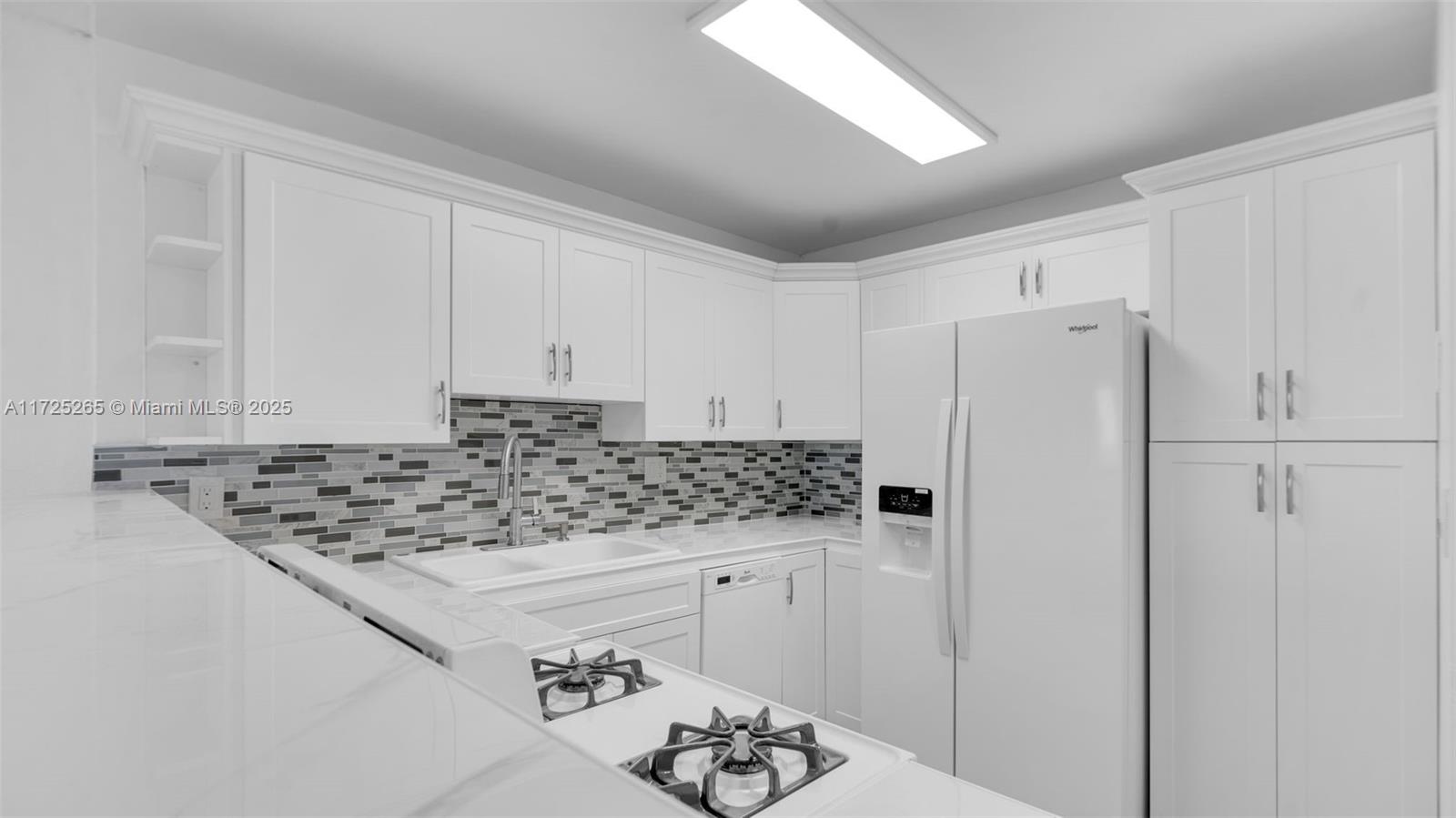 PARKER PLAZA CONDO ESTATE - Residential