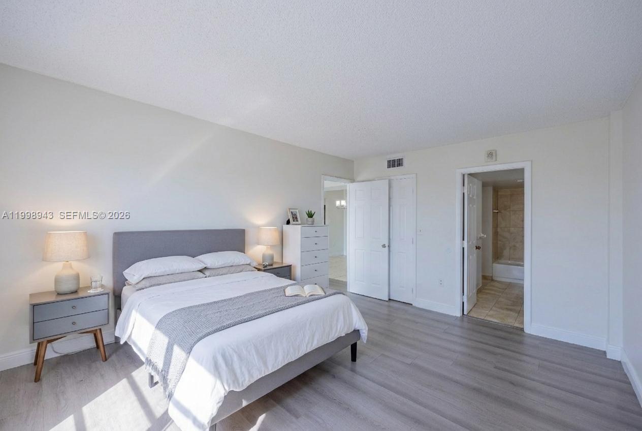 MANORS OF INVERRARY XII - Residential Lease