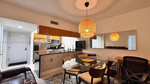 1750 N Bayshore Dr 1810 Miami FL 33132