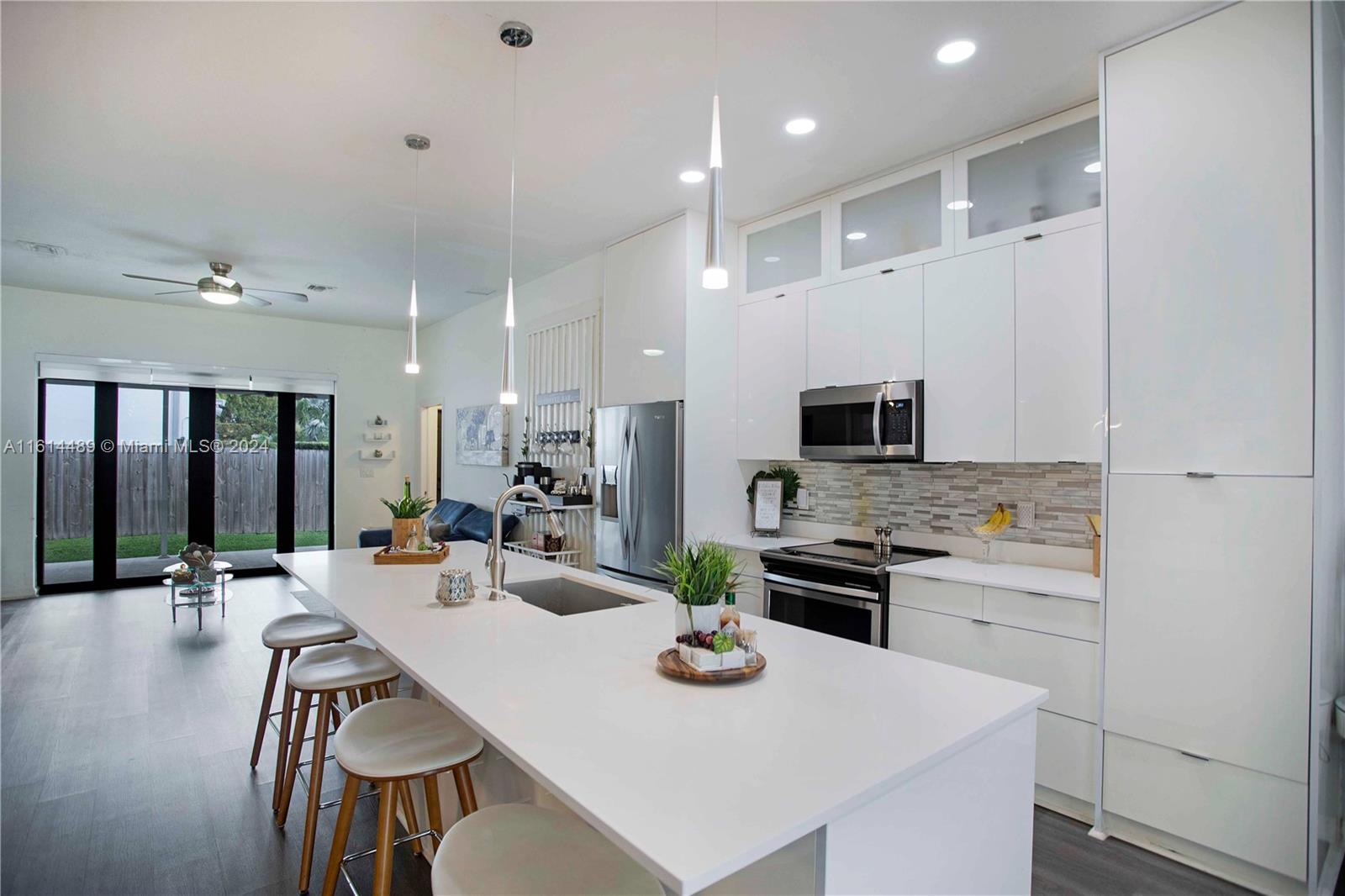 EFM ESTATES SECTIONS TWO - Residential