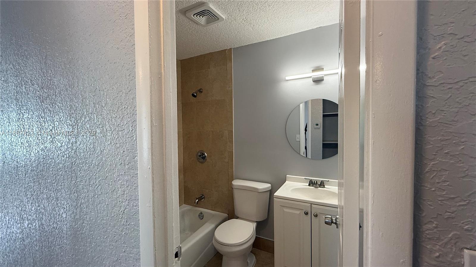 COLLIER CITY ADD - Residential Lease