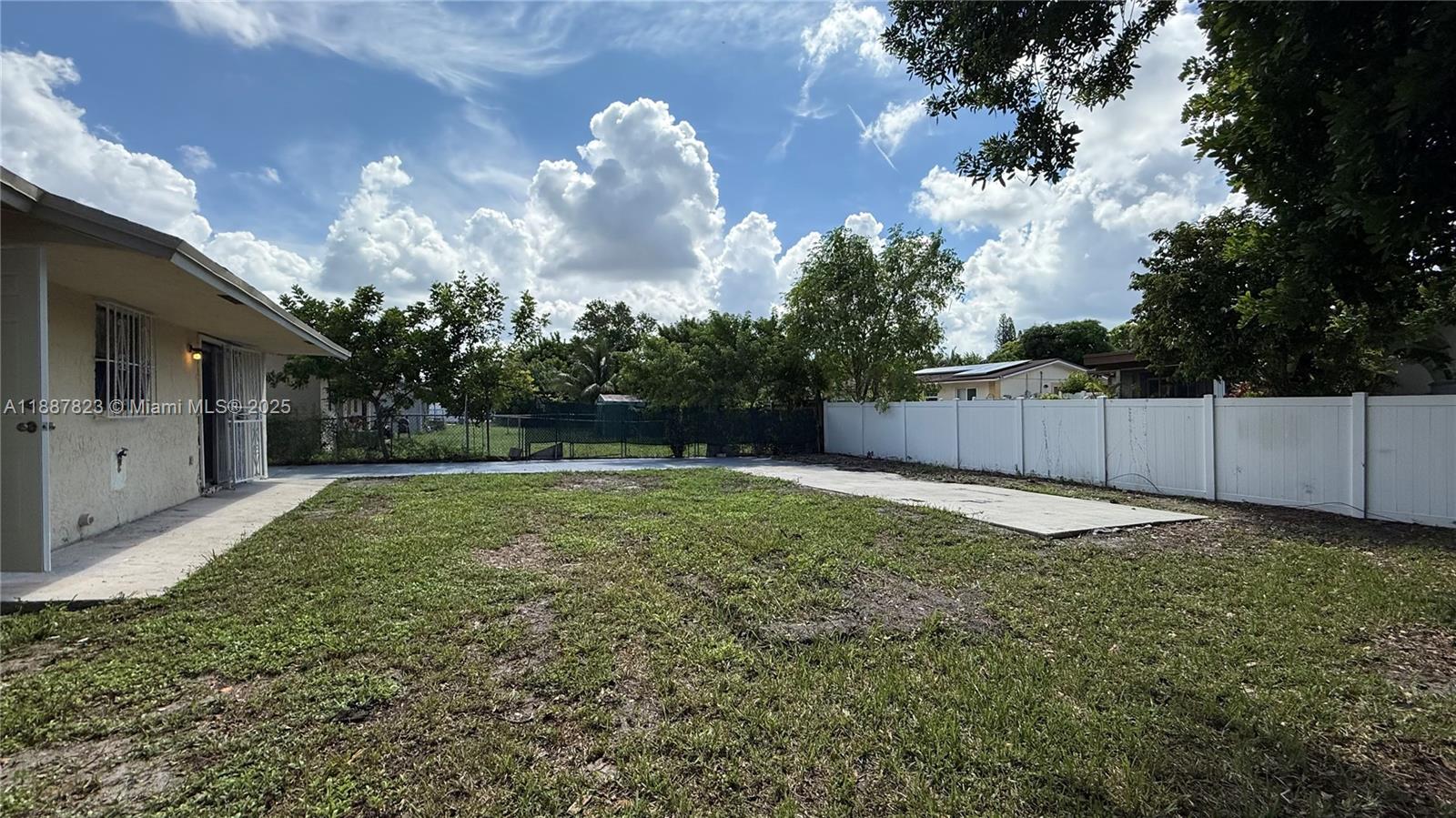 COLLIER CITY ADD - Residential Lease