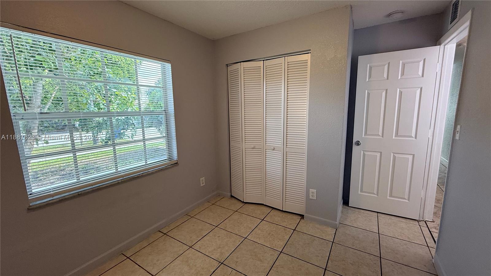 COLLIER CITY ADD - Residential Lease