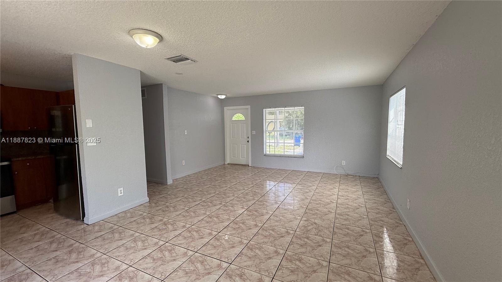 COLLIER CITY ADD - Residential Lease