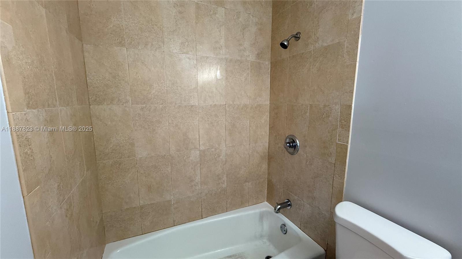 COLLIER CITY ADD - Residential Lease