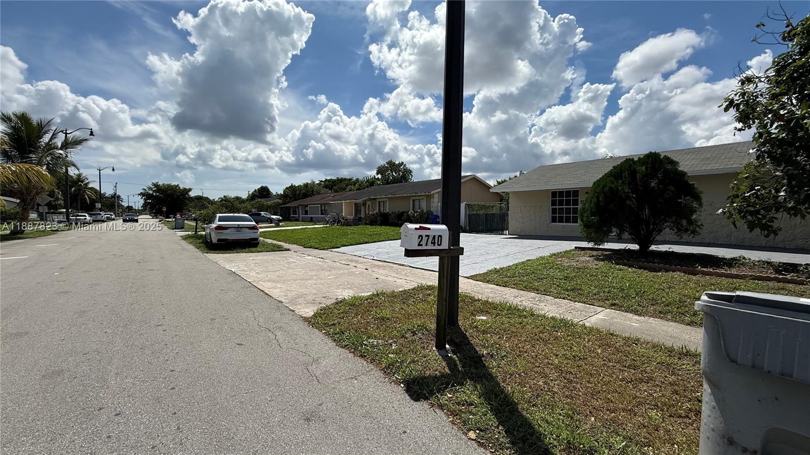 COLLIER CITY ADD - Residential Lease