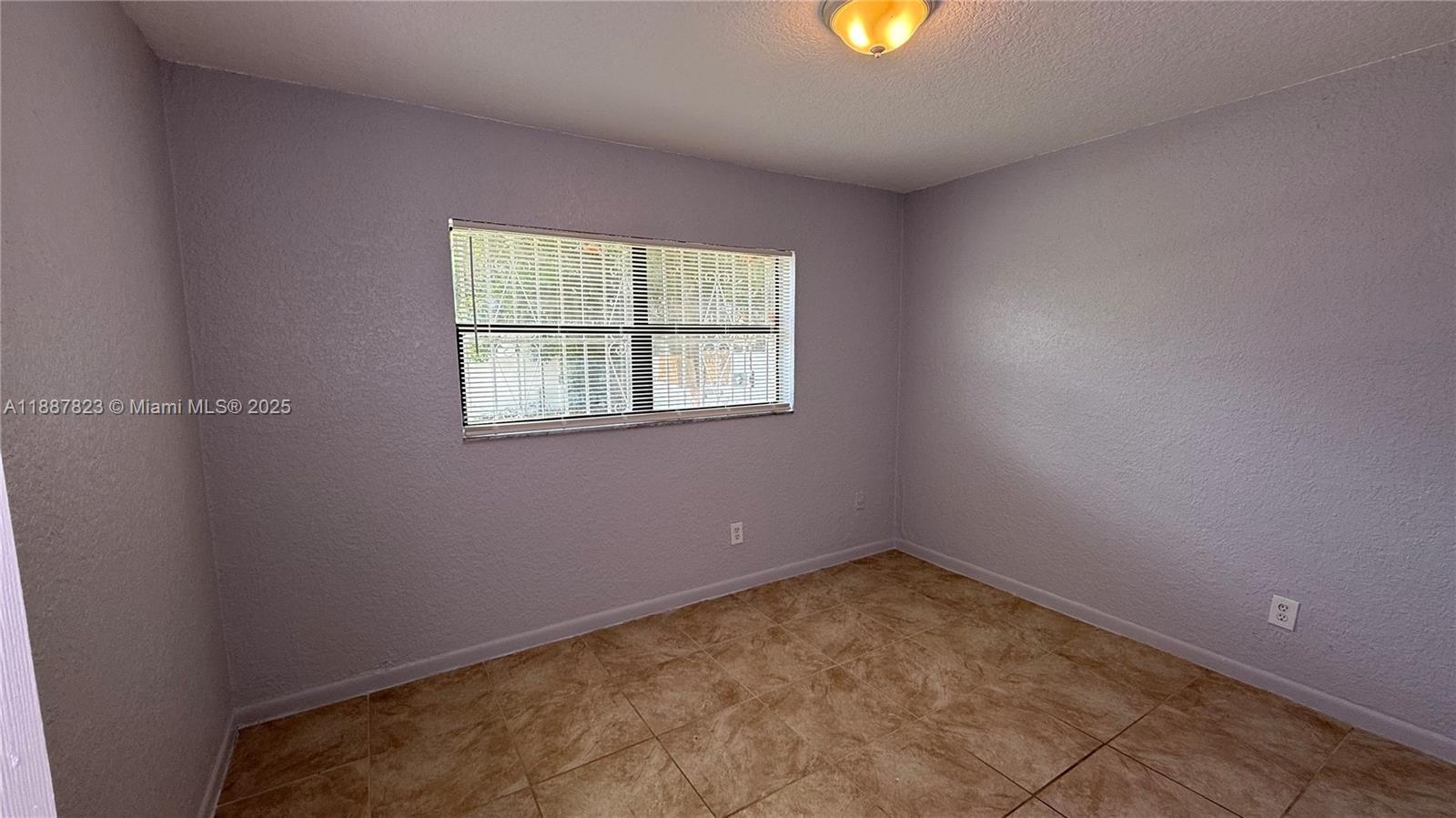 COLLIER CITY ADD - Residential Lease