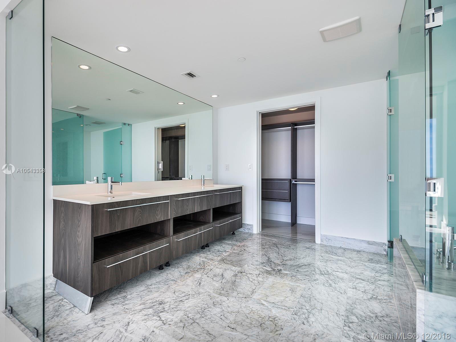 One Paraiso - Residential Lease