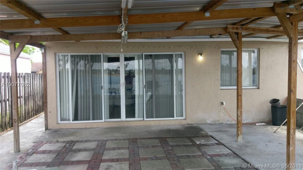 Leslie Lake North - Residential Lease