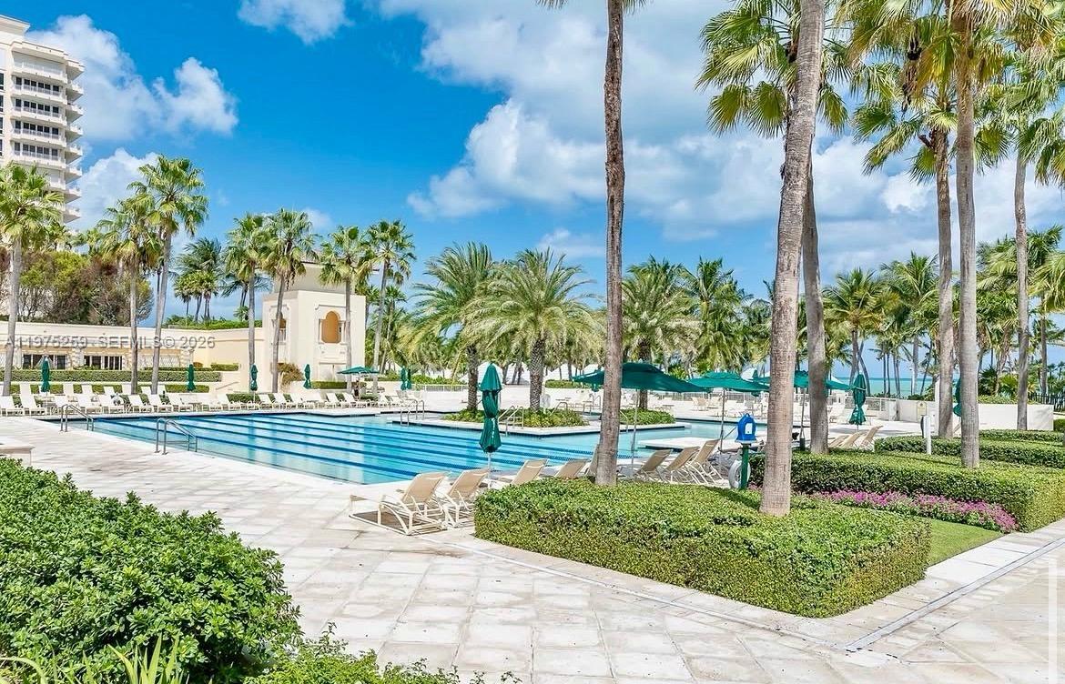 LAKE VILLA TWO CONDO - Residential