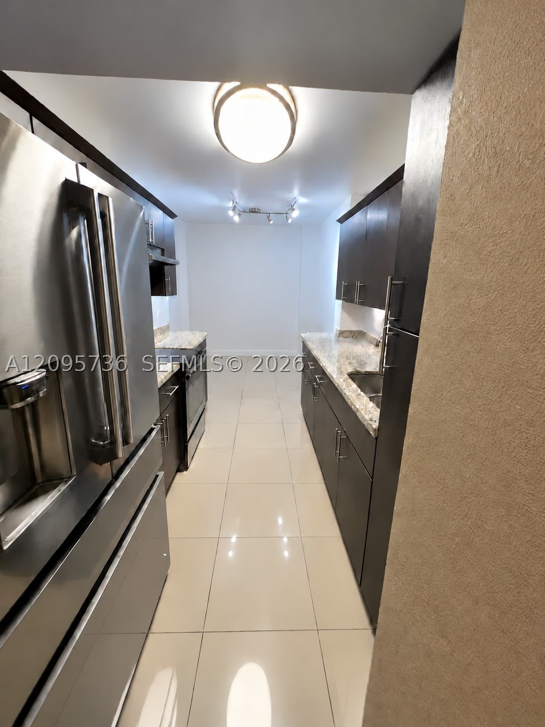 4200 Hillcrest Dr 705