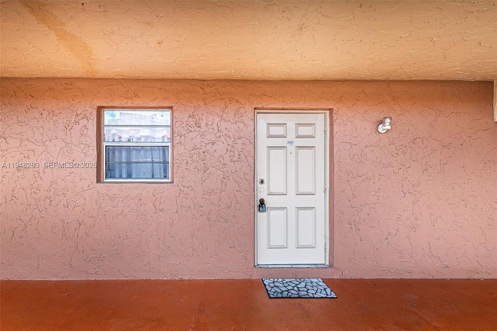 Photo of 7830 NW 33rd St #504, Davie, FL 33024 (MLS # A11948280)