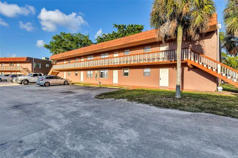 Photo of 7830 NW 33rd St #504, Davie, FL 33024 (MLS # A11948280)