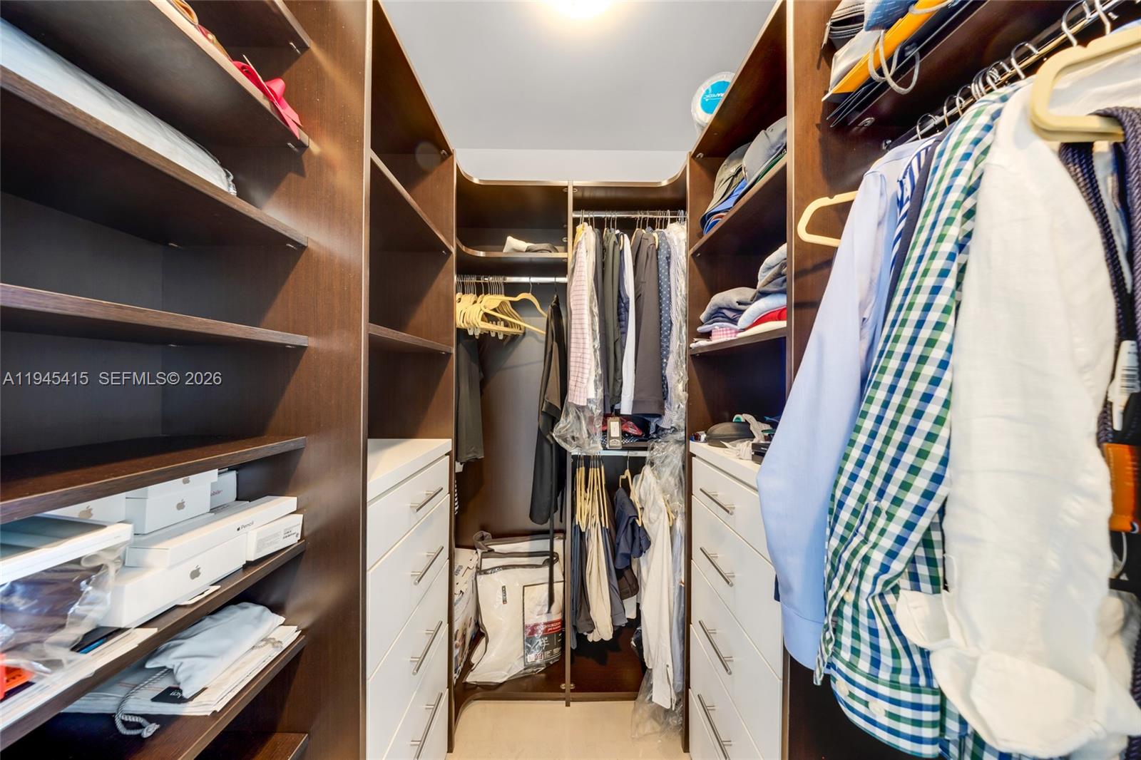 TDR TOWER I CONDO - Residential