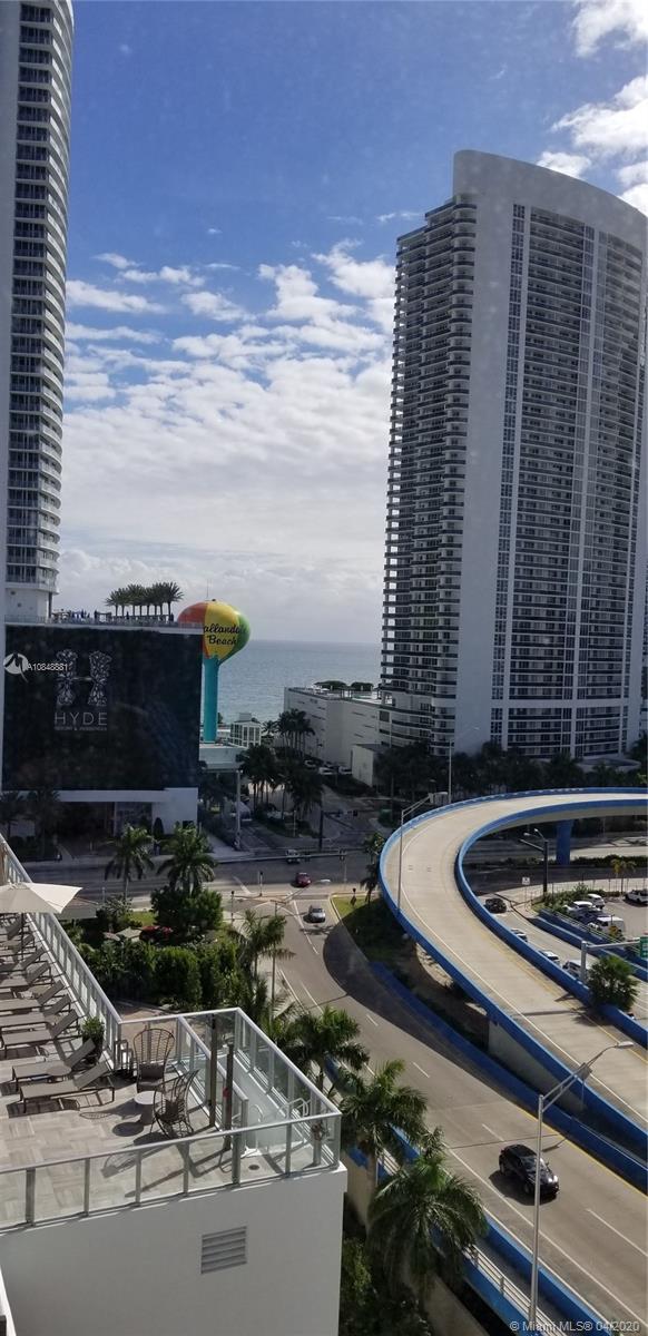 Hyde Beach House - Residential