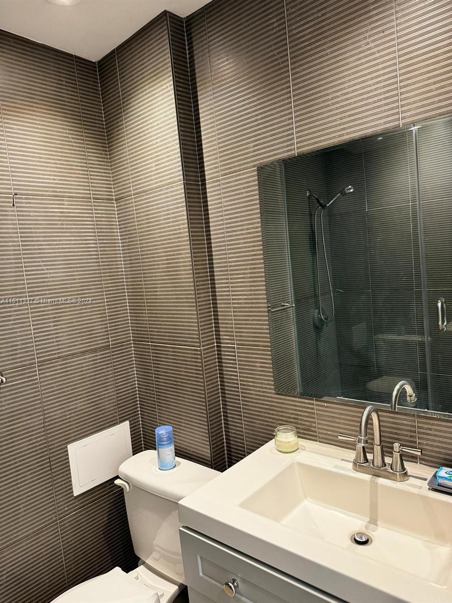 SEVILLA CONDO - Residential