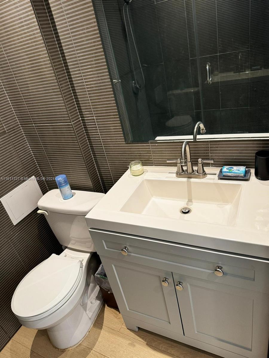 SEVILLA CONDO - Residential