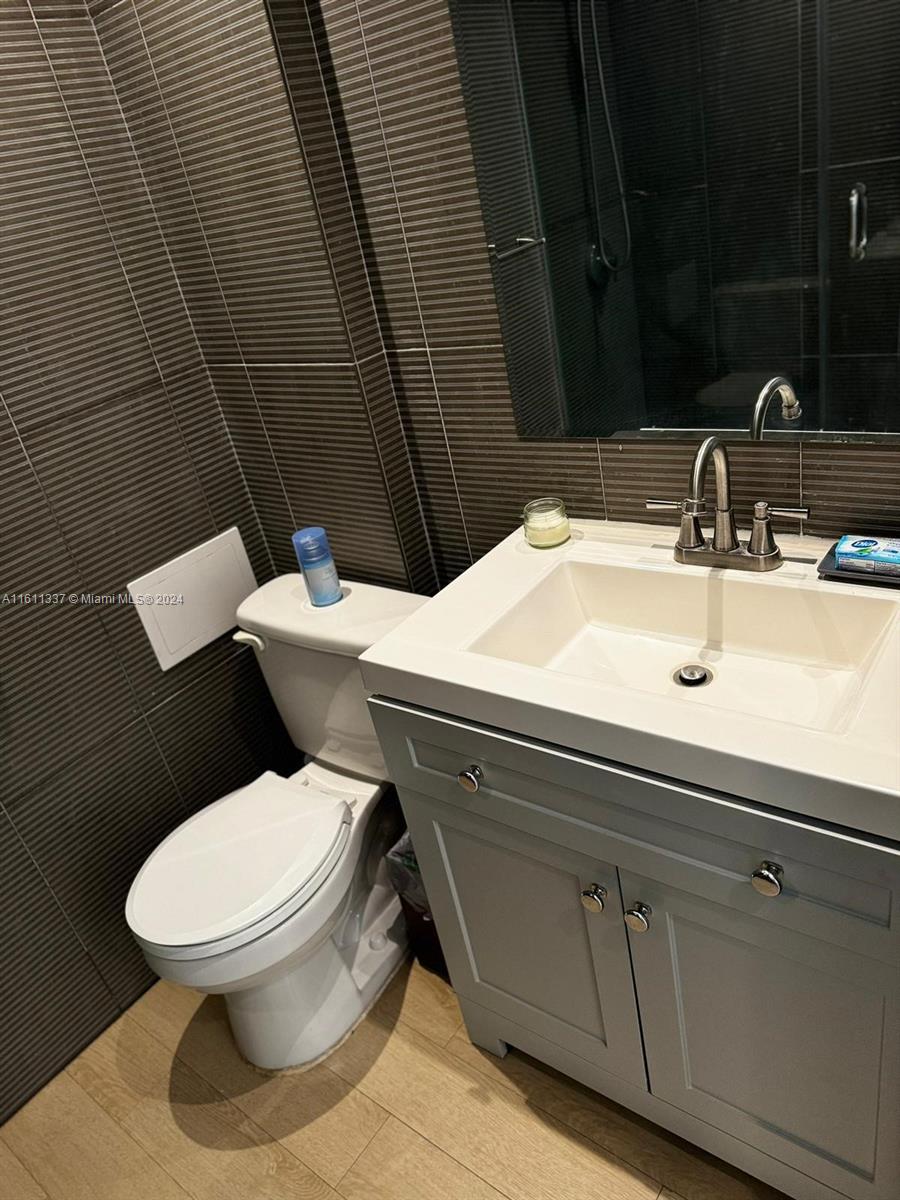 SEVILLA CONDO - Residential
