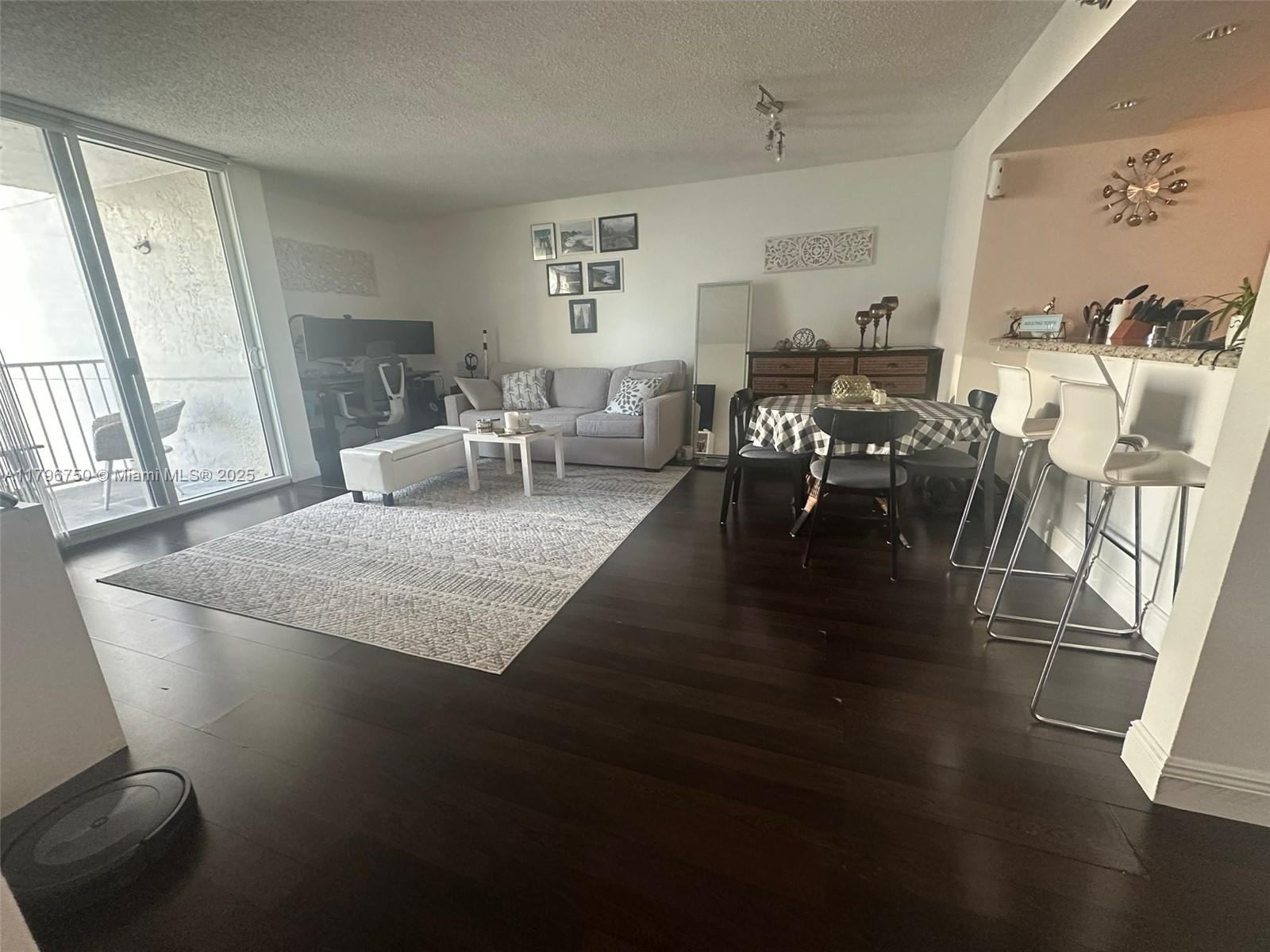 850 N Miami Ave W-2105