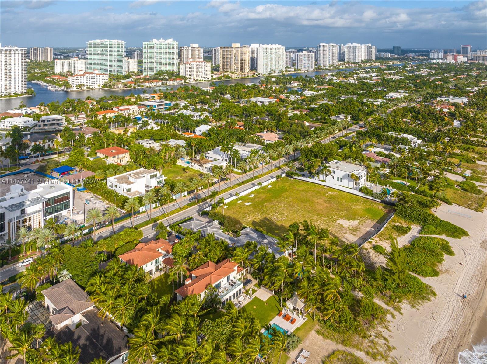 GOLDEN BEACH SEC C - Residential