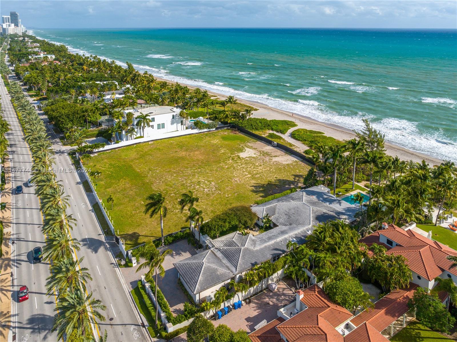 GOLDEN BEACH SEC C - Residential