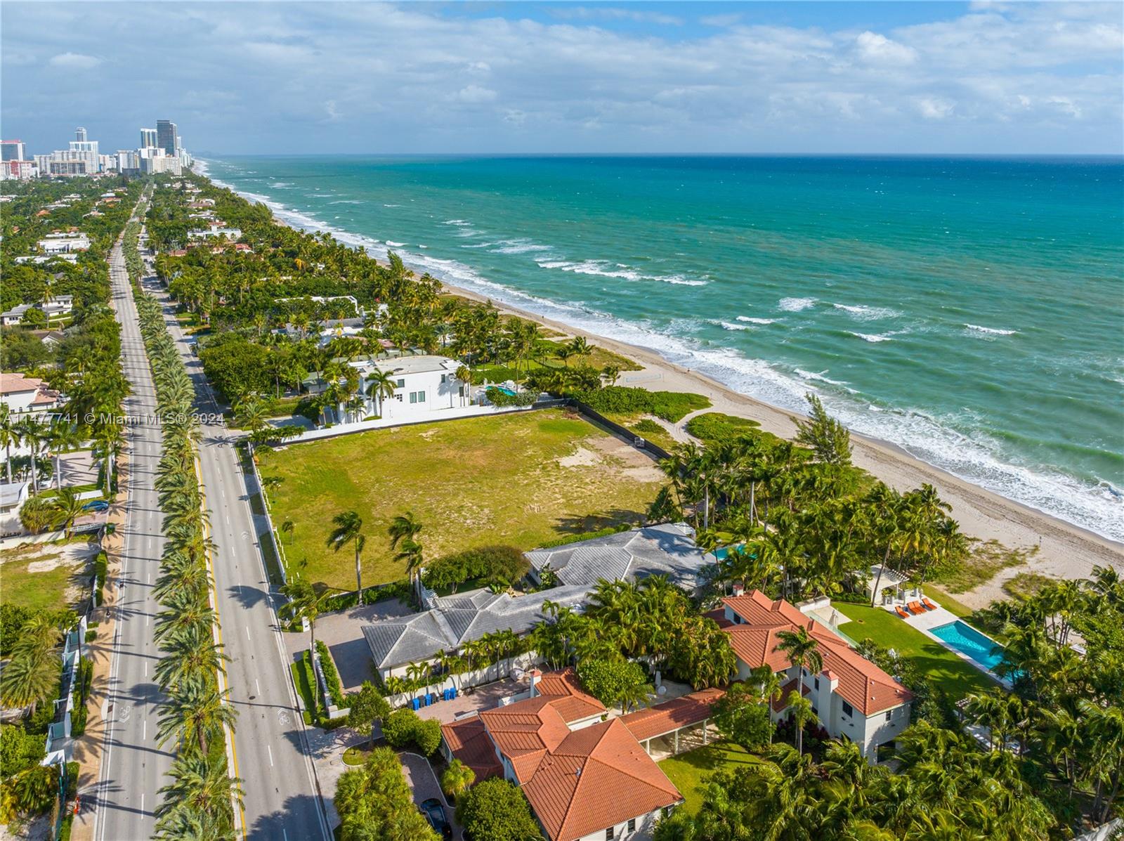 GOLDEN BEACH SEC C - Residential