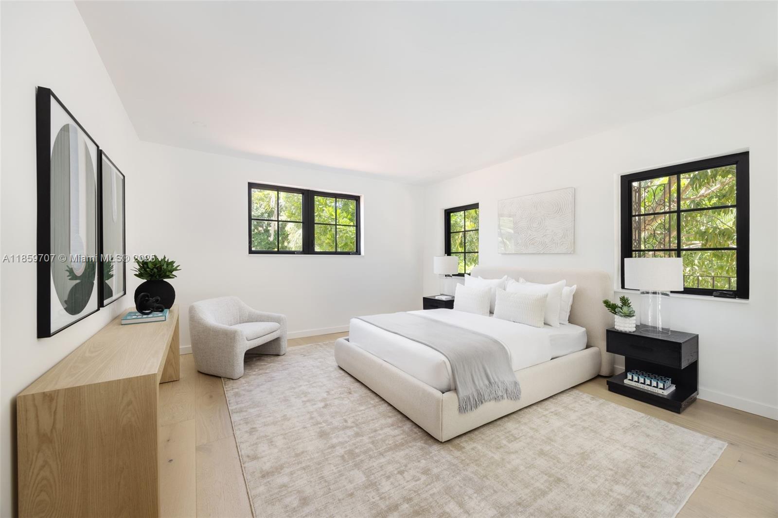 CORAL GABLES RIVIERA SEC - Residential