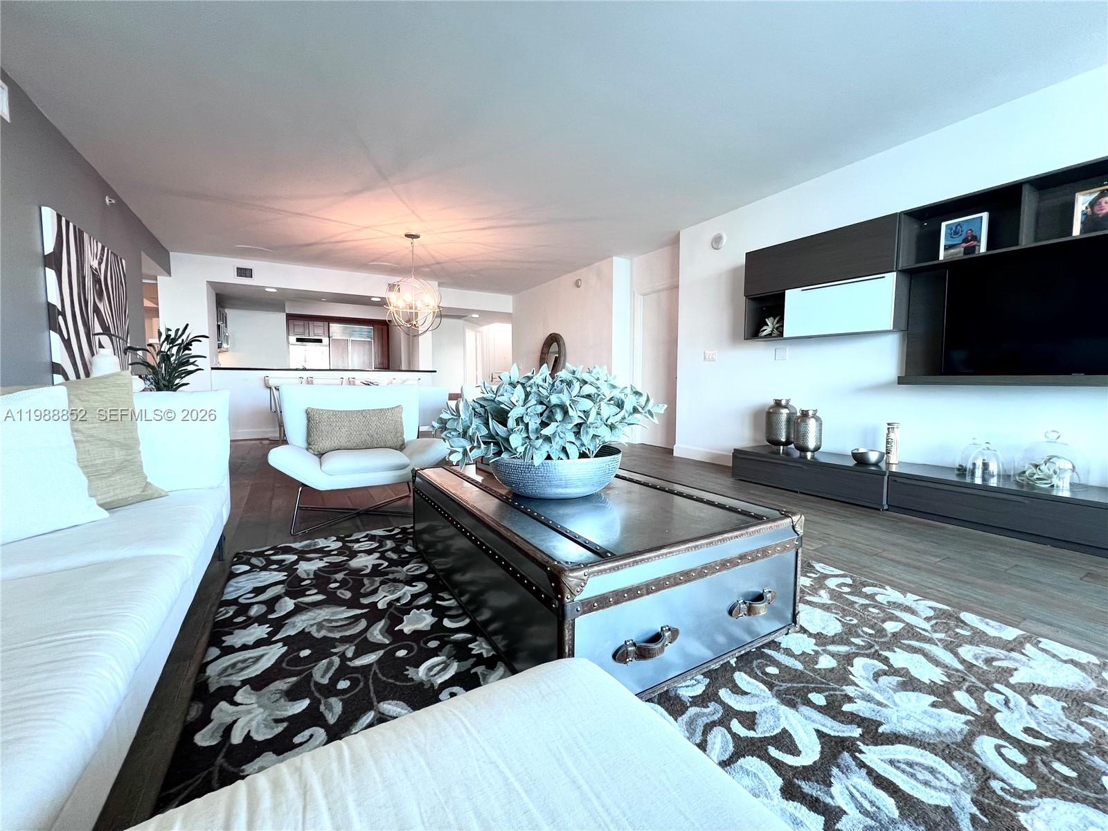 THE PENINSULA II CONDO - Residential