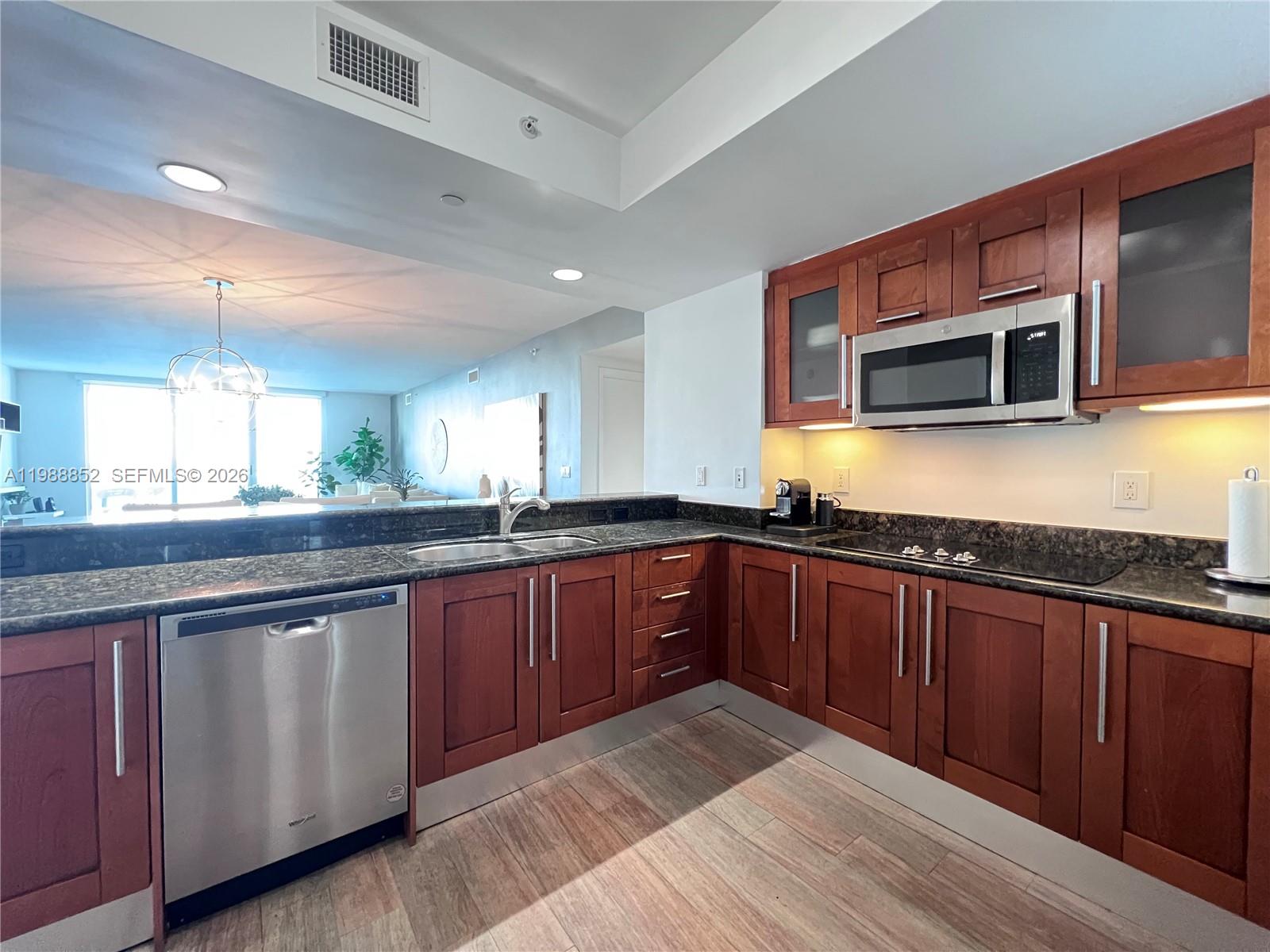 THE PENINSULA II CONDO - Residential