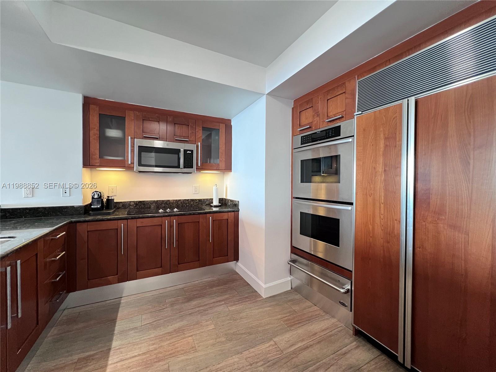 THE PENINSULA II CONDO - Residential