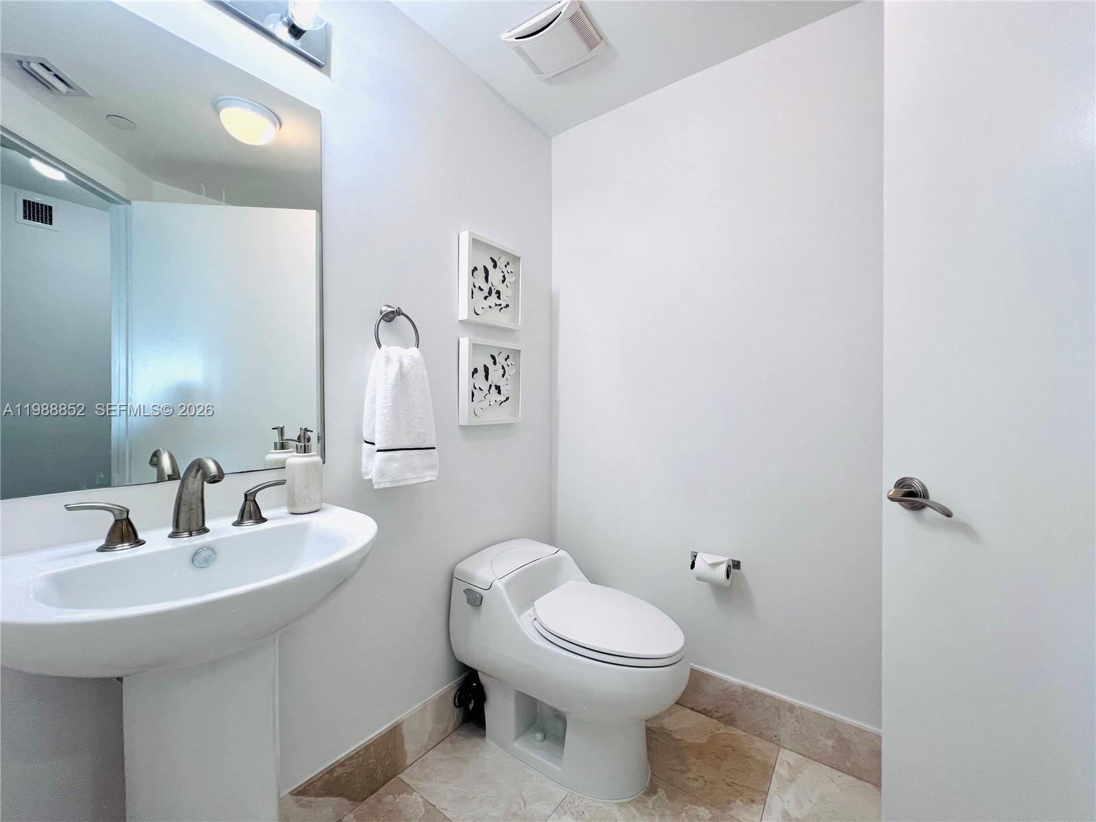 THE PENINSULA II CONDO - Residential